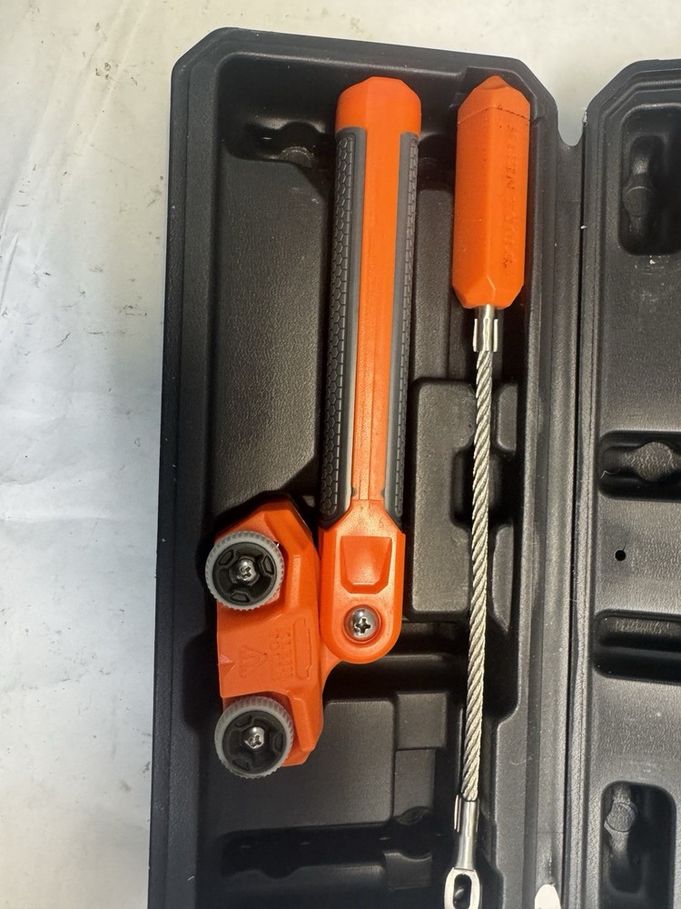 Klein Tools Magnetic Wire Puller - Black/Orange --- -- -- (50611)