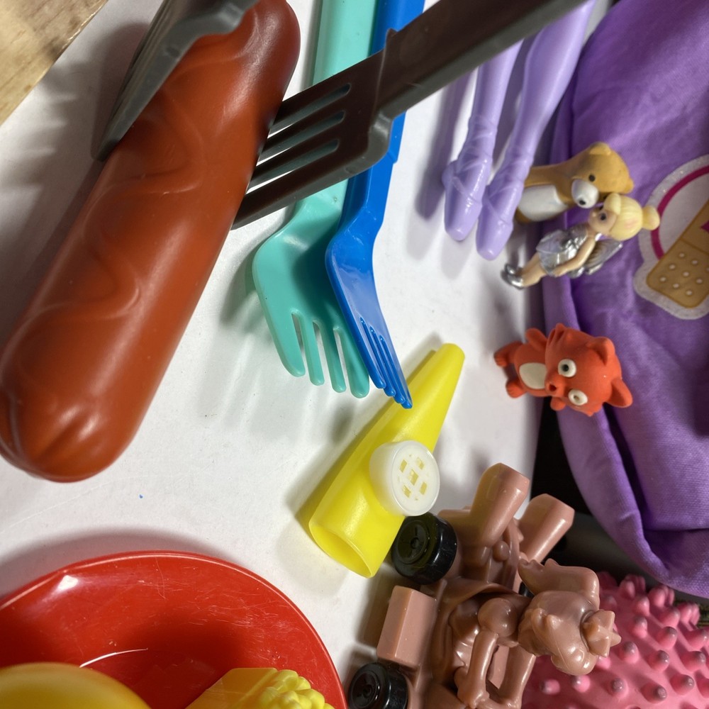 various toy lot 20 Plus Including A Working Bubble Machine With Bubbles