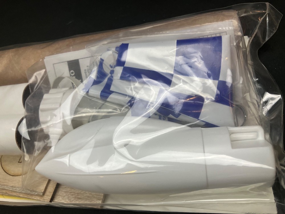 Original Version Estes Xarconian Cruiser Flying Model Rocket Kit #3223 - Sealed