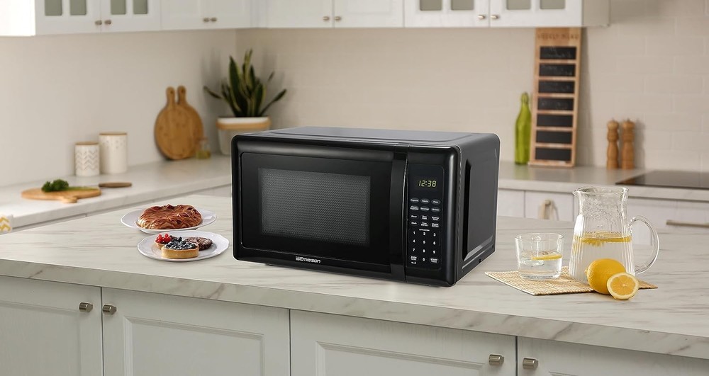 Emerson MW7302B Compact Countertop Microwave Oven with Touch Control, Black