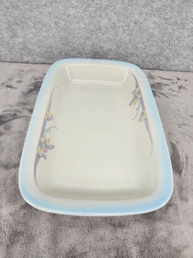 NORITAKE STONEWARE RECTANGULAR ROASTER RAINBOW END 14” X 9” Has Chip