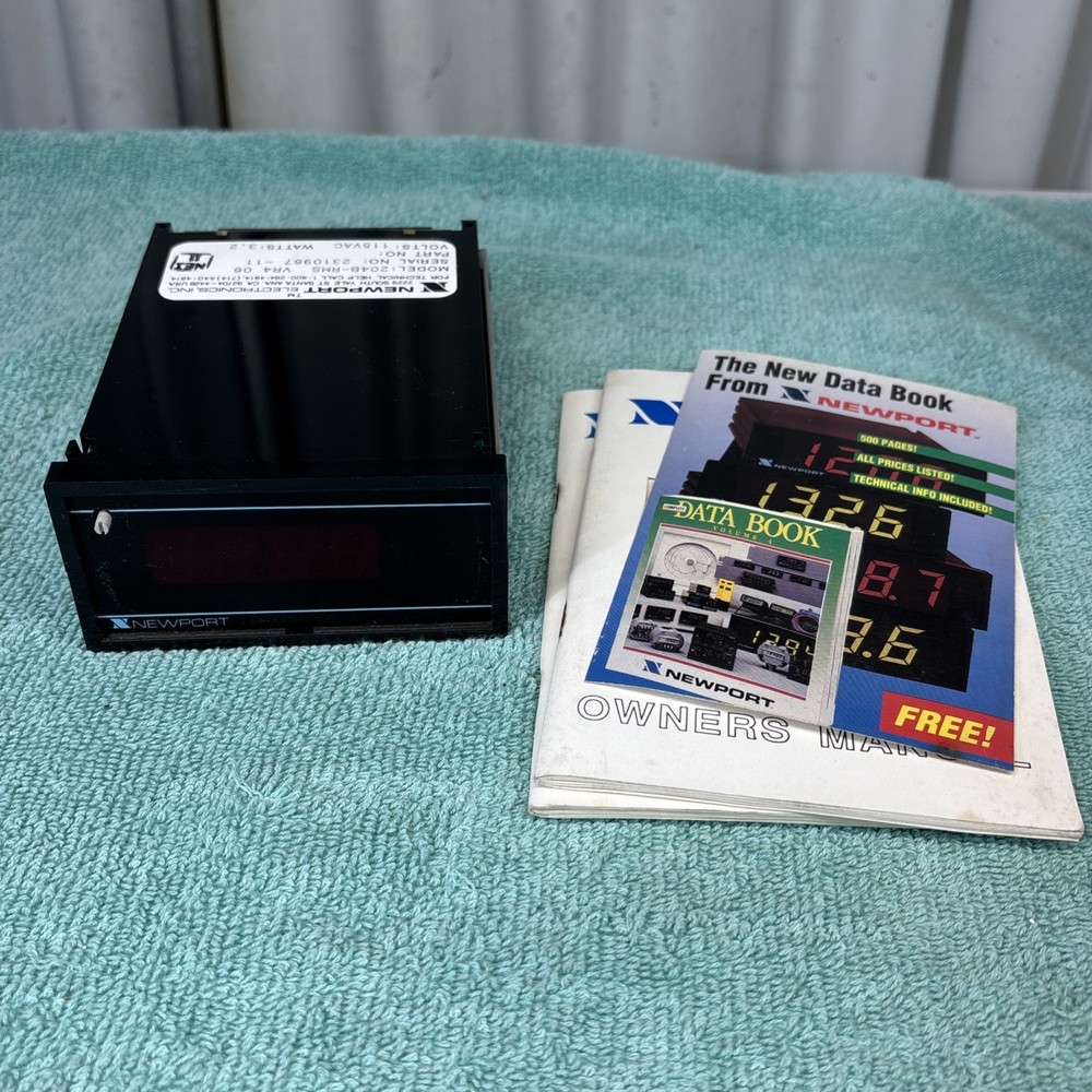 Newport 204B-RMS VR4 06 Panel Meter