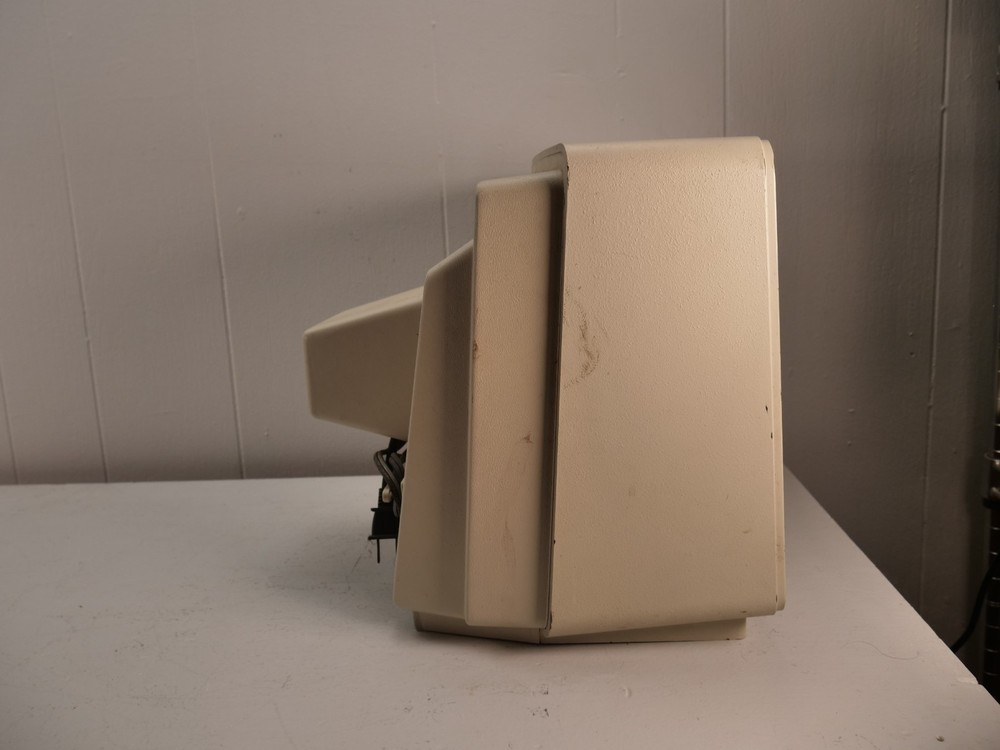 Zenith Data Systems Computer Monitor ZVM-121