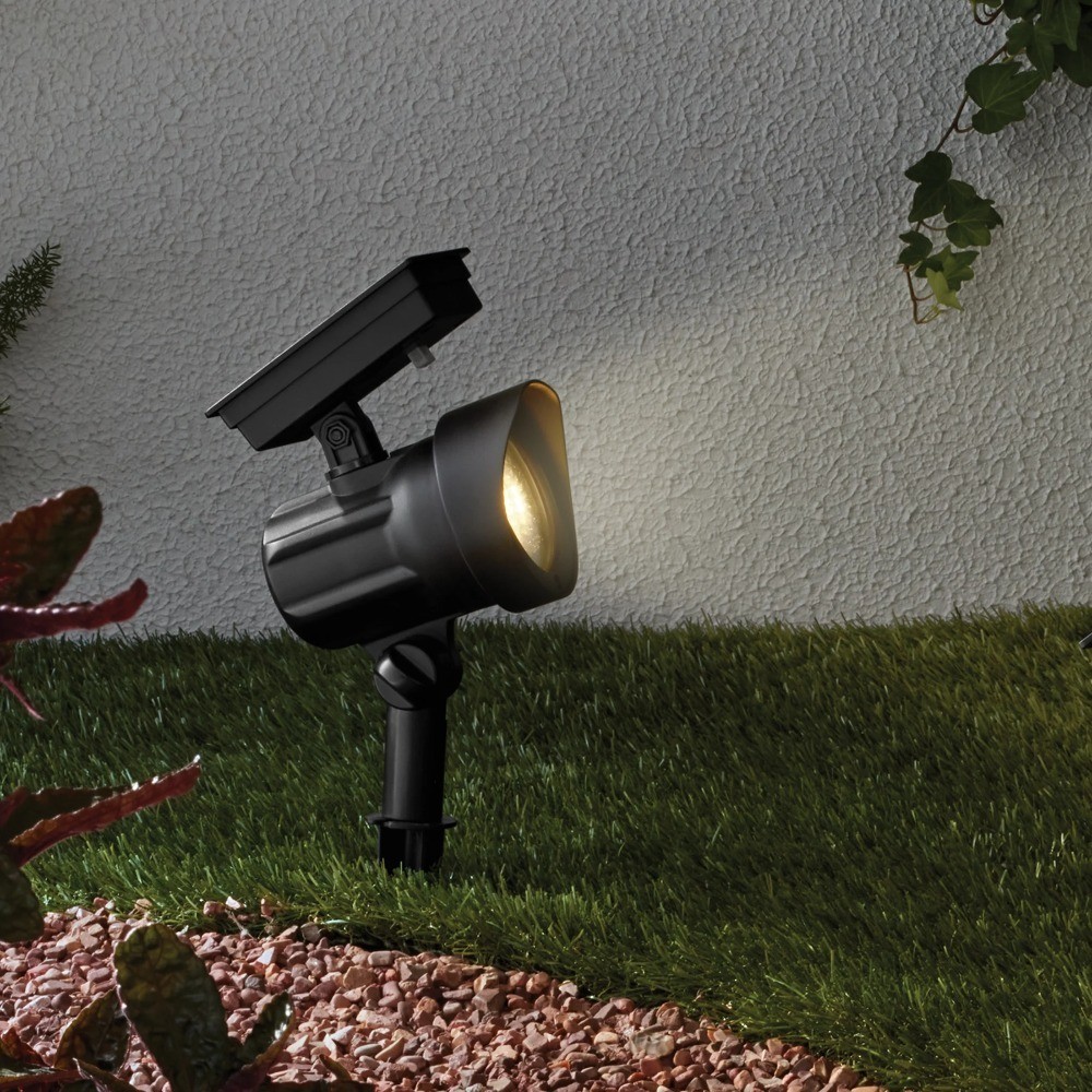 Solar Powered Black LED Landscape Spot Light, 30 Lumens