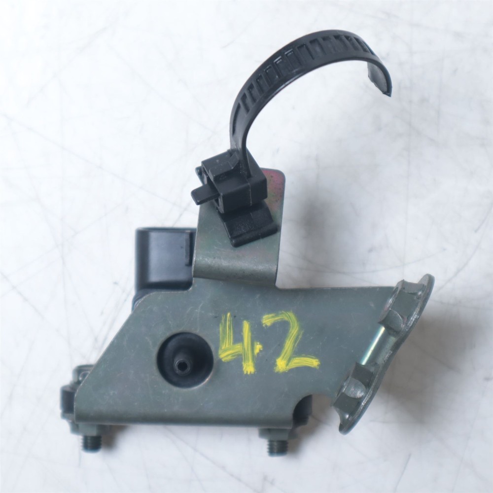 2007 Yamaha MT-01 Lean Angle Sensor & Bracket - 5PS825760100