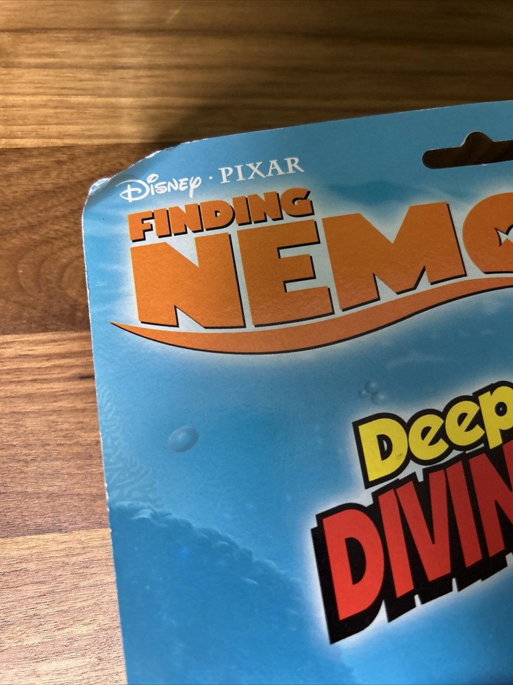 New Sealed 2004 Finding Nemo Pool Toy Diving Sticks Crush Bruce Dory