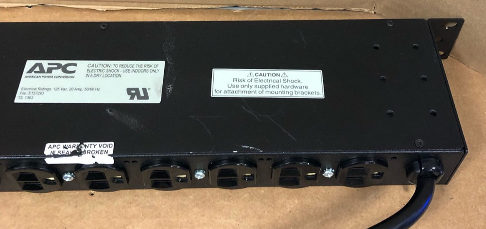 APC POWER DISTRIBUTION UNIT AP9555