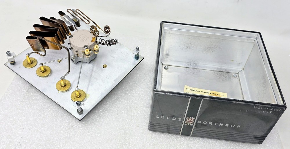 Vintage Leeds & Northrup 4385 Shunt Box (Untested)