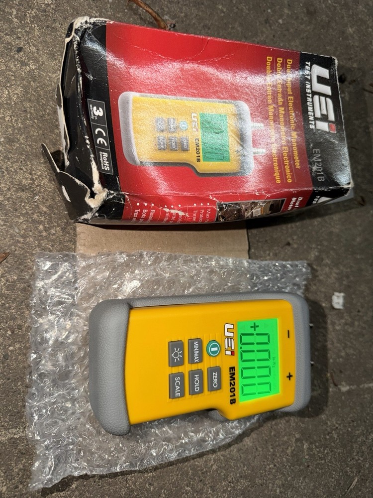 UEi Test Instruments EM201B Dual Input Differential Manometer