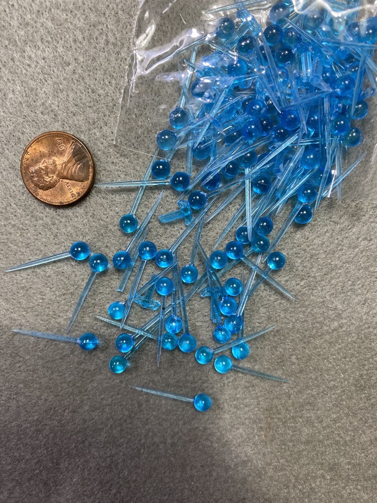 Blue Plastic Translucent Sparkle Push Pins (Sequins Pins) - Vintage