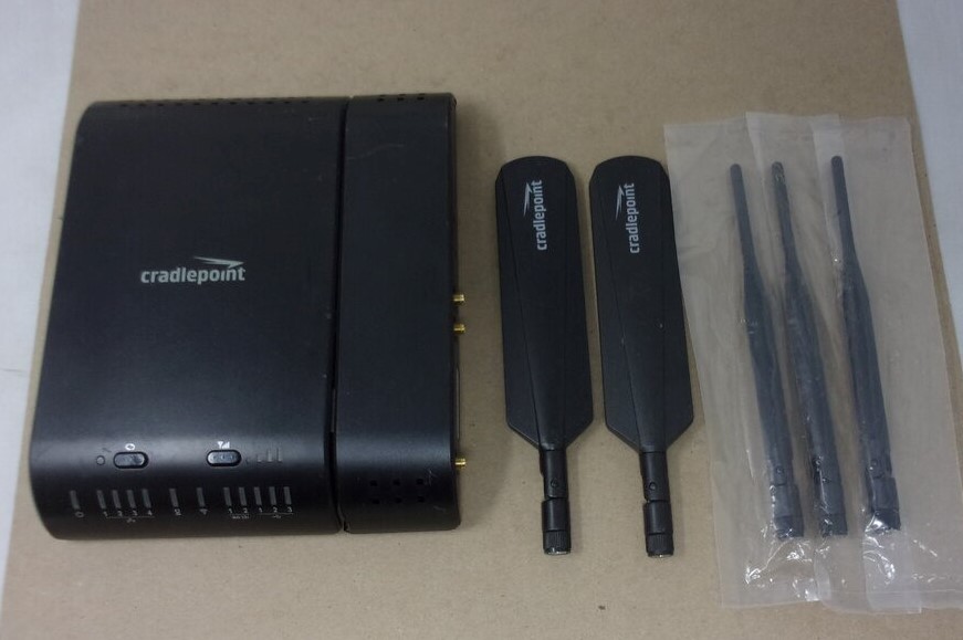 CradlePoint MBR1400 MBR1400v2 Wireless Broadband Router Modem SEE NOTES