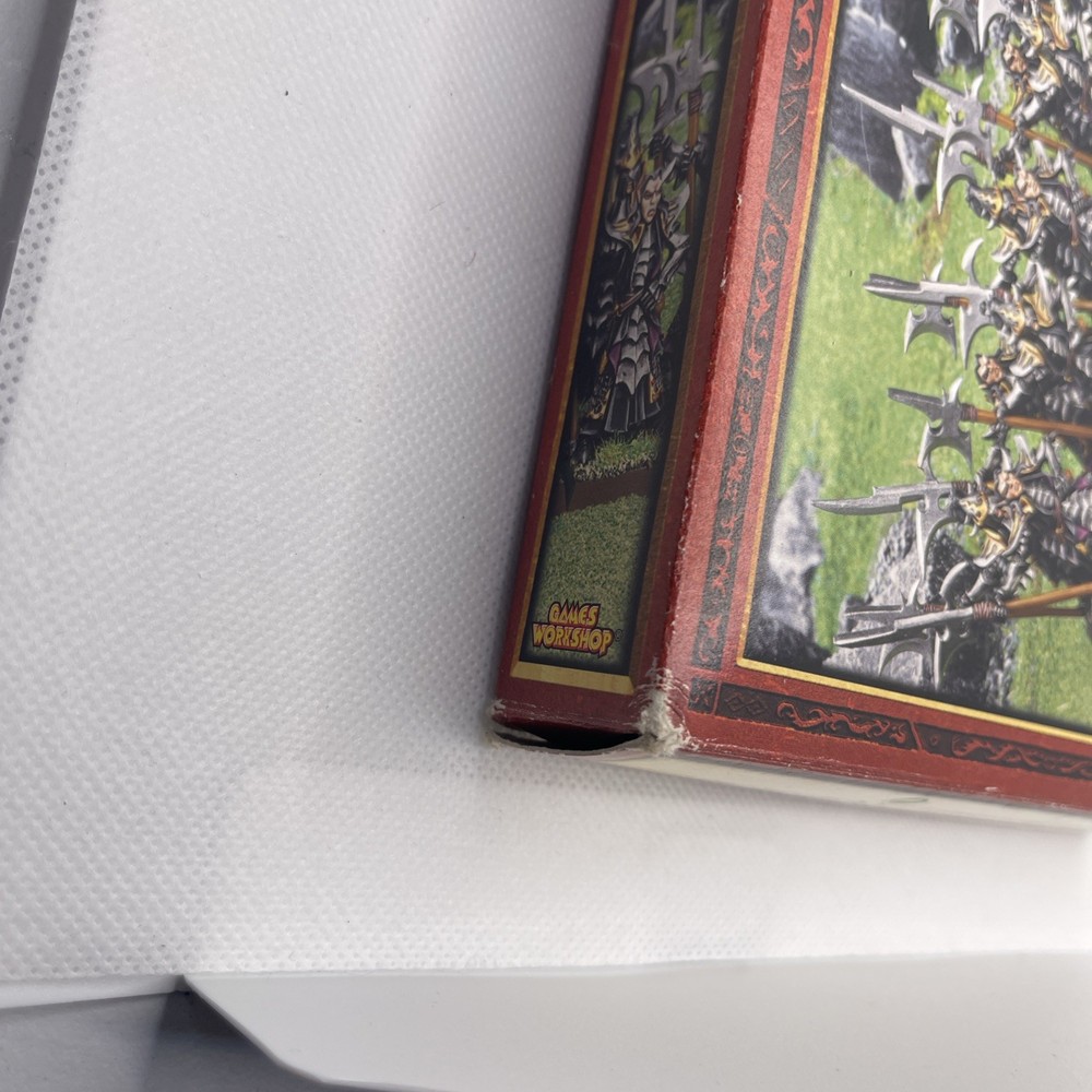 Games Workshop - Warhammer Dark Elf Black Guard Regiment BOX ONLY OOP