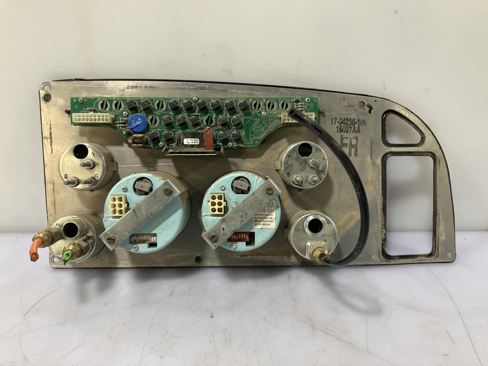 Peterbilt 378 Speedometer Instrument Cluster - Used