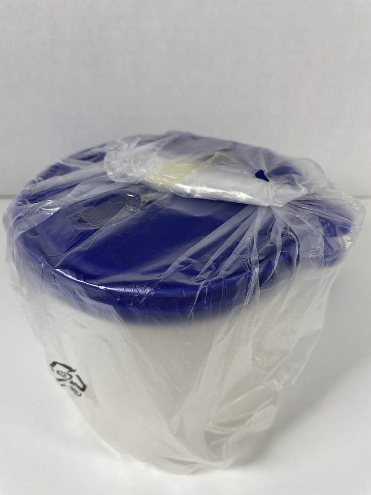 Tupperware Blue Sift It Sifter with 2 Storage Containers