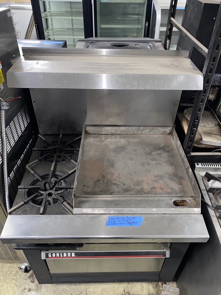Garland 2 Burner Range W/36” Gas Griddle, Immaculate!