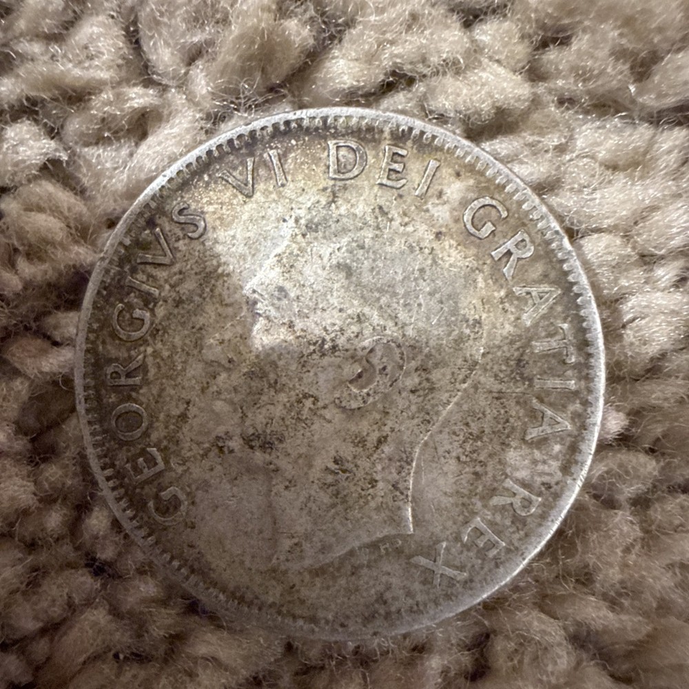 1952 CANADIAN SILVER QUARTER