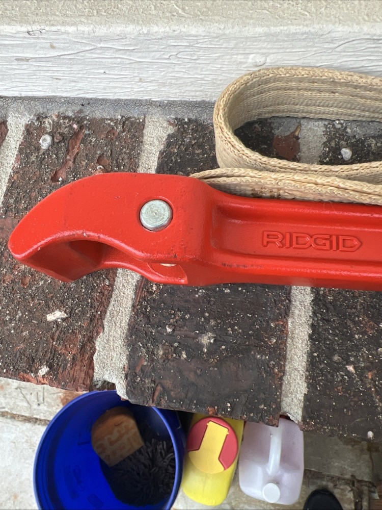 Rigid No. 2 Strap Wrench 29 Inch Strap Nice