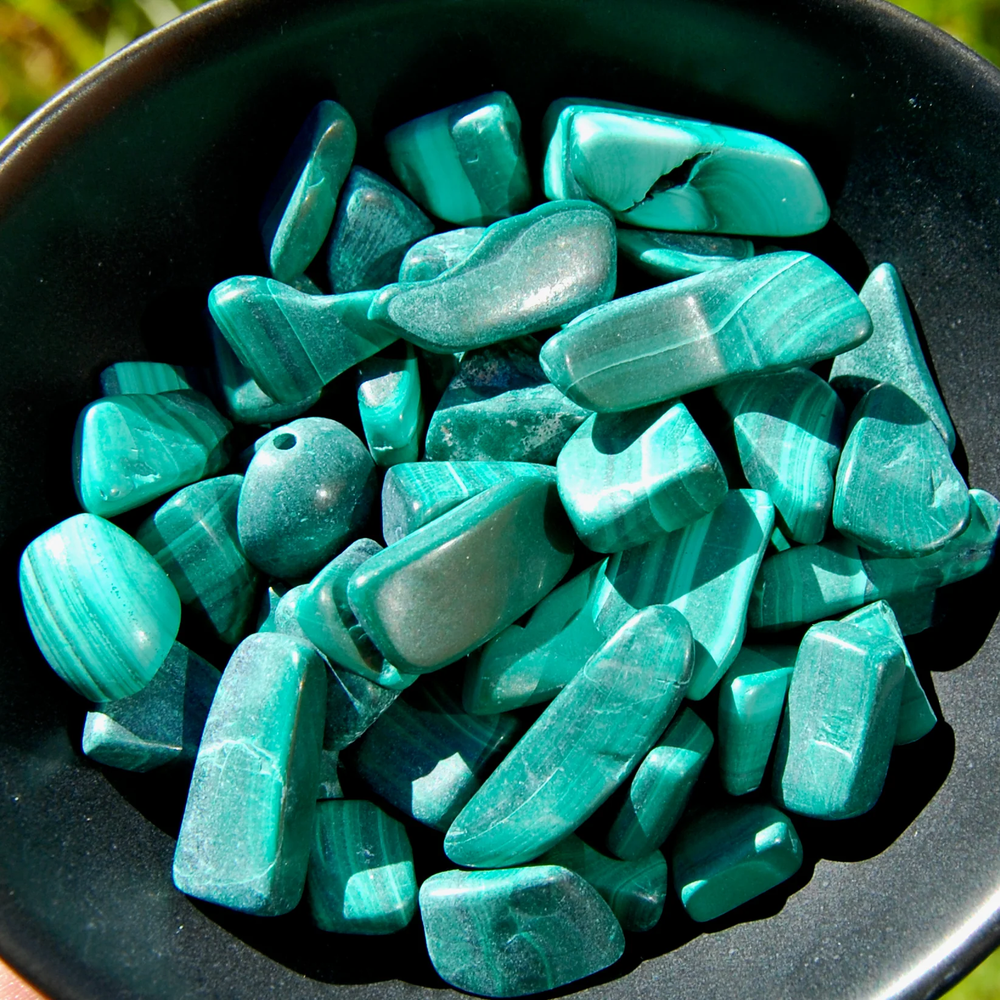 20pcs Malachite Tumbled Stones, Small Crystal Set