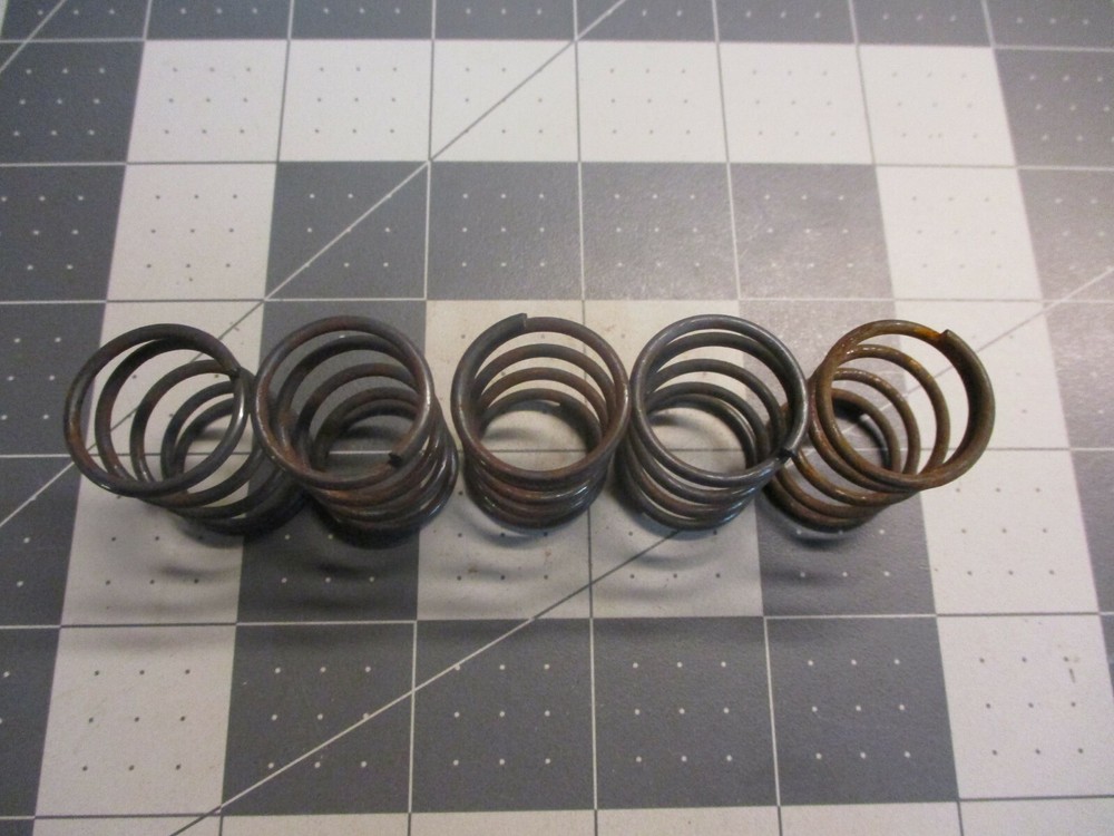 New Idea CD1066 (5) Springs