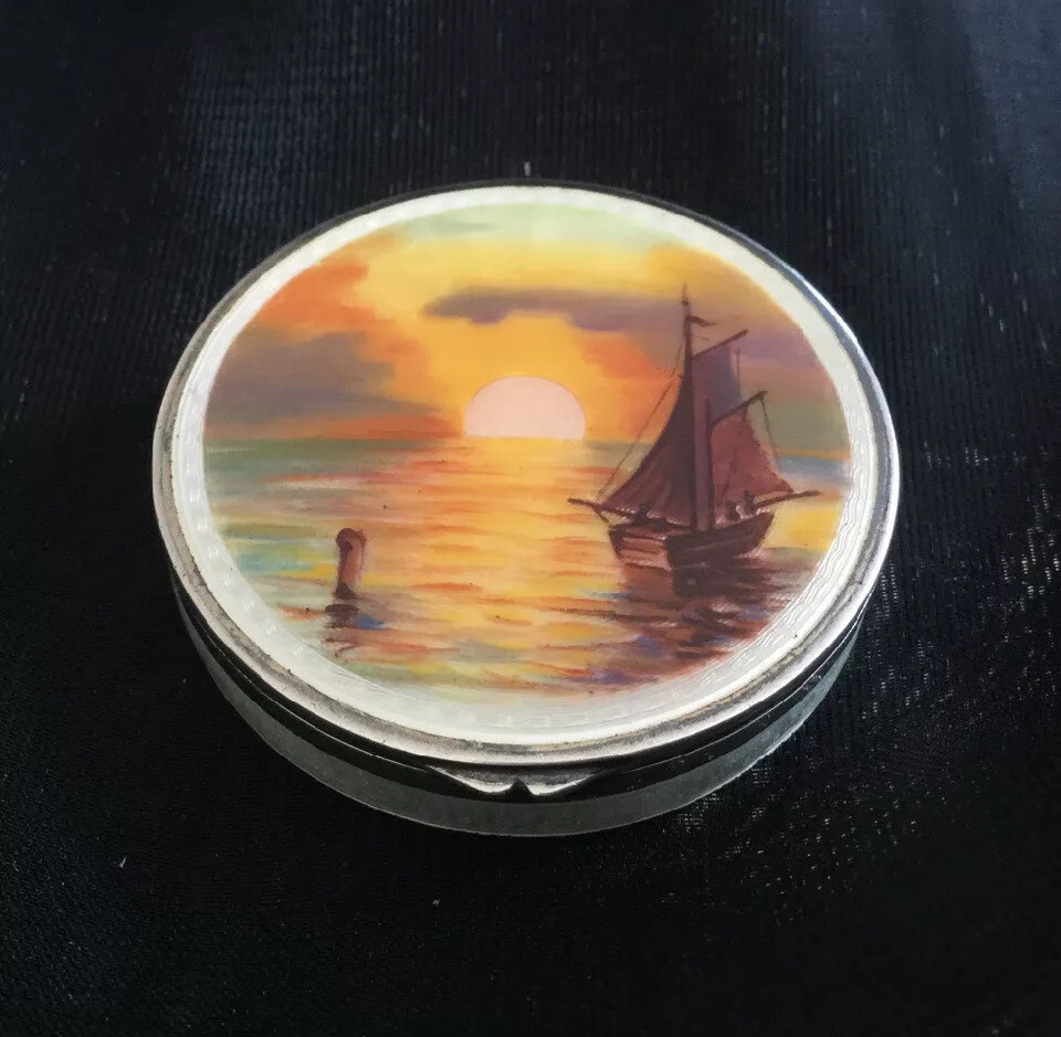 Silver and Enamel Snuff Compact or Pill Box .925 Glasgow Import Mark
