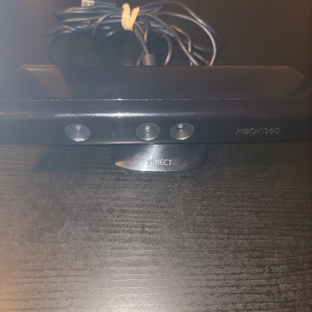Microsoft Kinect Sensor for XBox 360 UNTESTED