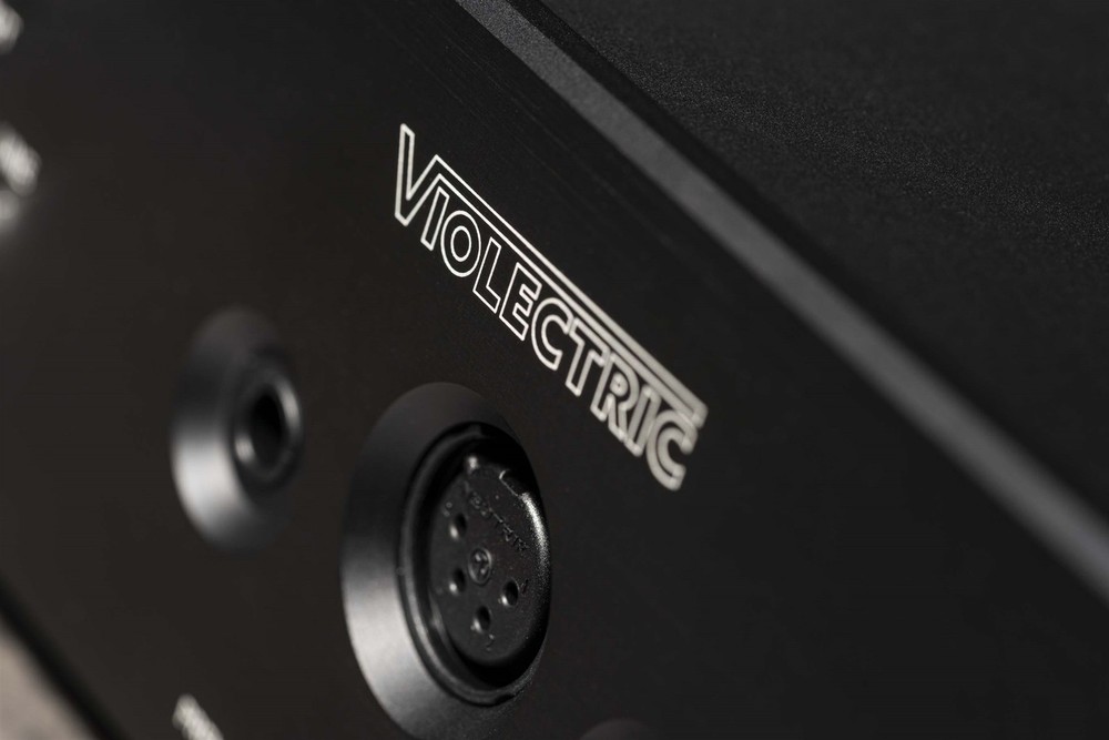 Violectric V340 Balanced Headphone Amplifier With Pre-amp Function