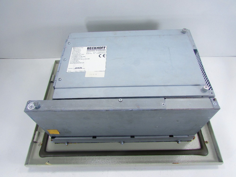 BECKHOFF PC MIC MIC 3220 INDUSTRIAL COMPUTER TFT DISPLAY