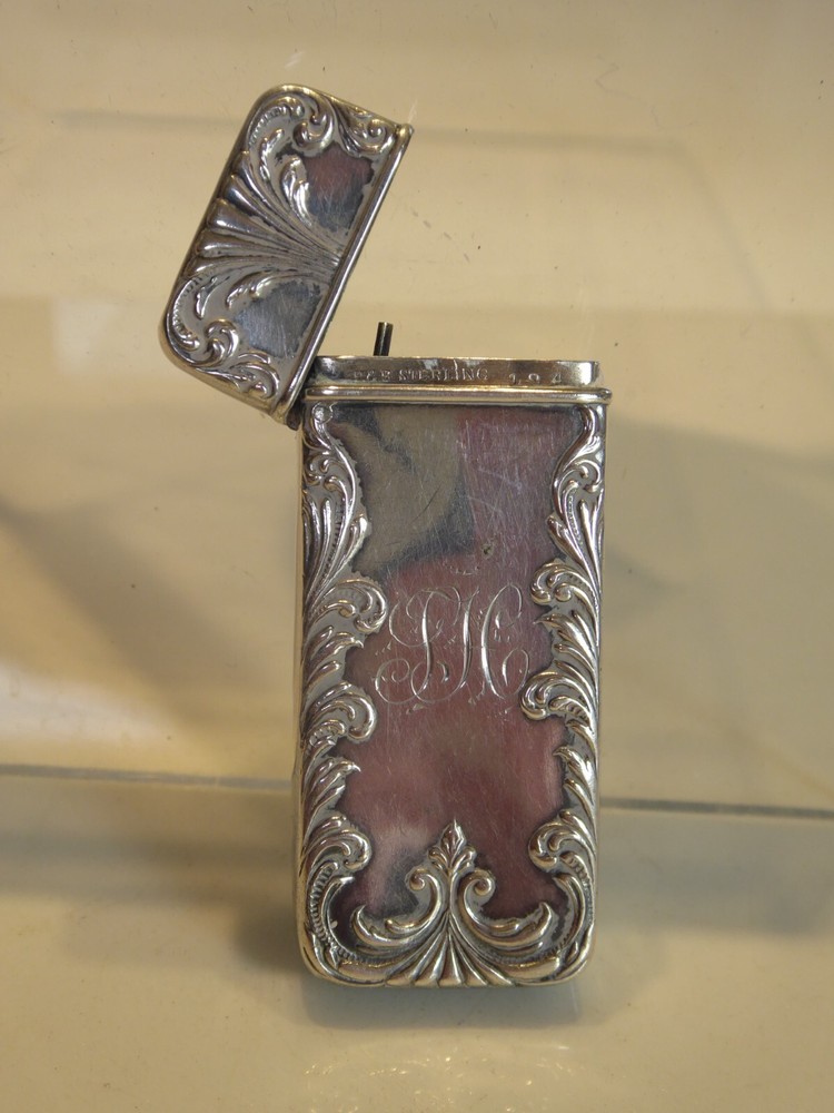 ANTIQUE SILVER VESTA CASE