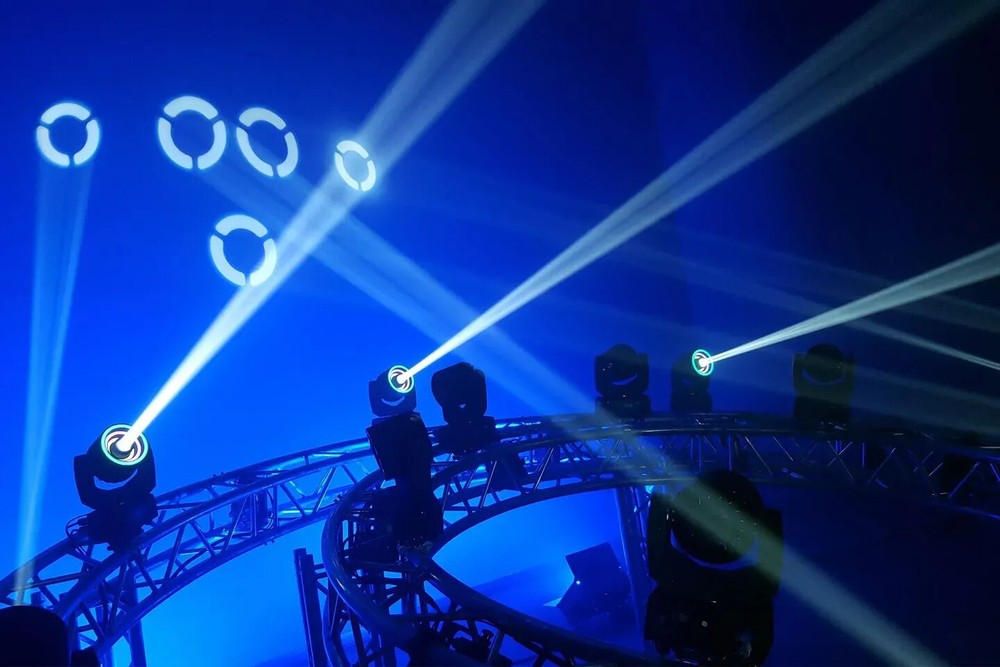 Blizzard Lighting Hypno Spot 30W LED Compact Moving Head Light