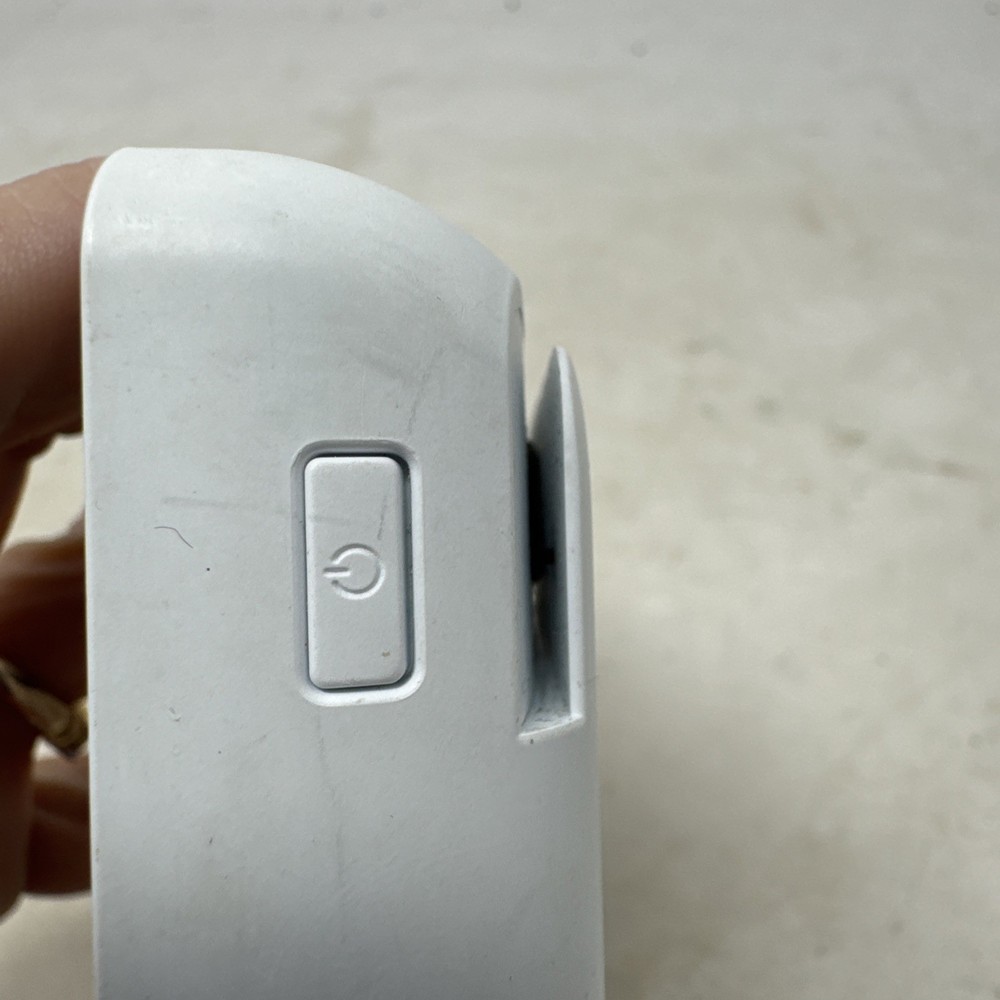 SumUp Plus Card Reader Bluetooth NFC RFID Credit Card Reader UNTESTED POWERS ON