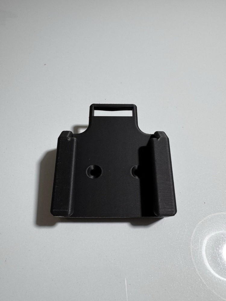 Parkside Battery Wall Mount