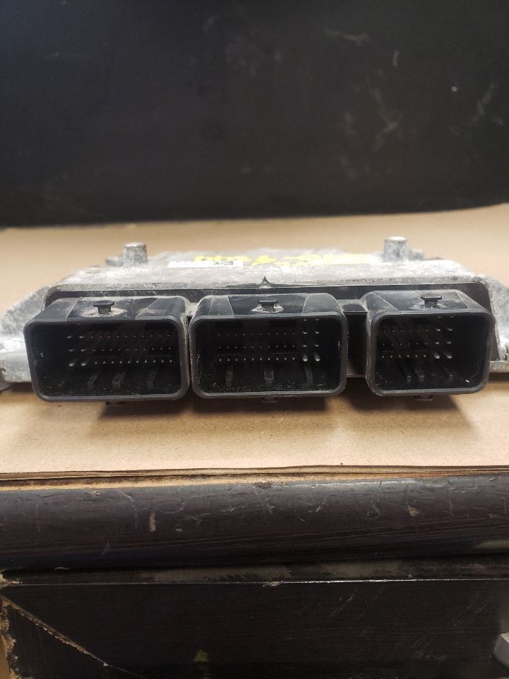 Engine ECM Electronic Control Module VIN A 7th Digit Fits 14-16 C-MAX 1299078