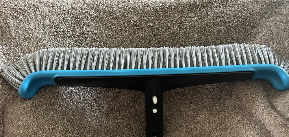 pool brush head