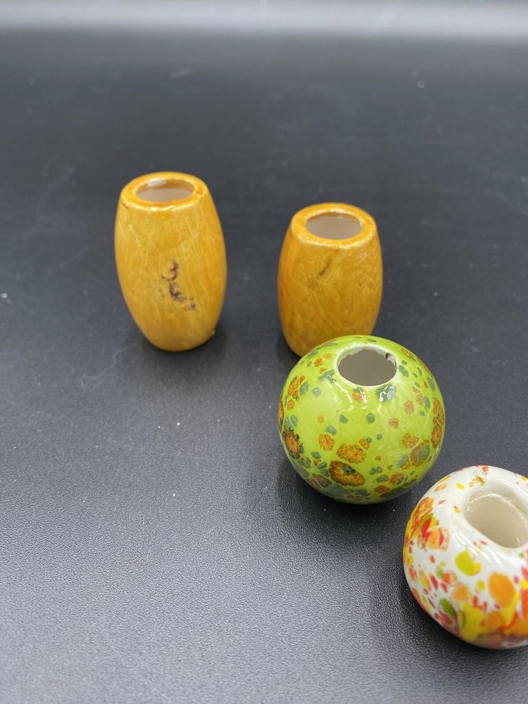 4 Different Vintage Macrame Beads