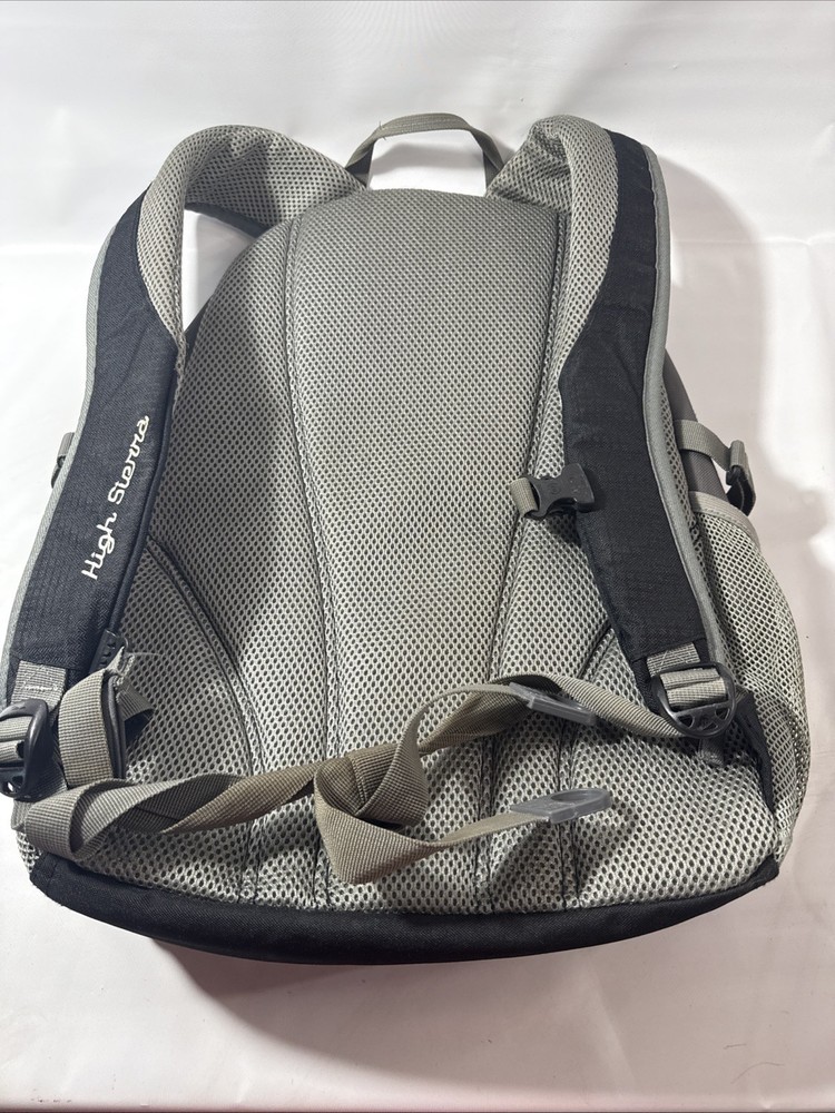 High Sierra Back Steadfast 35