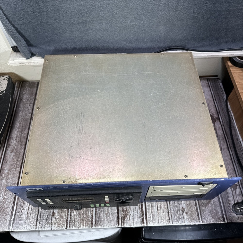 DTS 6AD CINEMA PROCESSOR