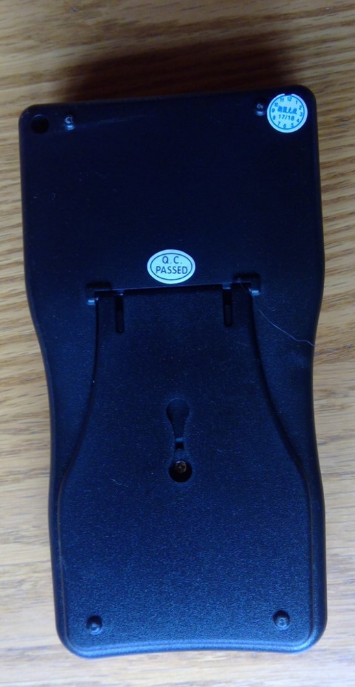 Excelvan Capacitor Meter - M6013 Auto Ranging Capacitance Meter