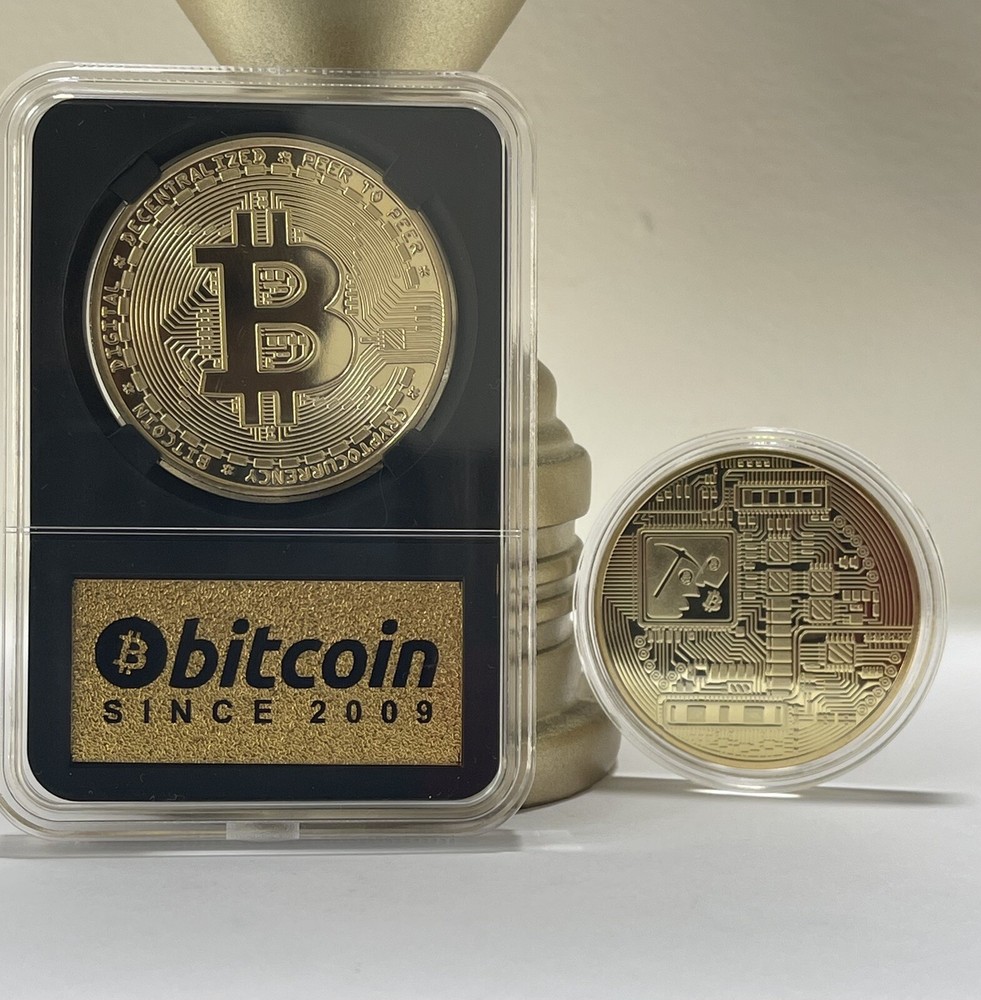 BITCOIN- Limited Edition Display Case / Cryptocurrency￼ PLUS $Free$ Crypto Coin