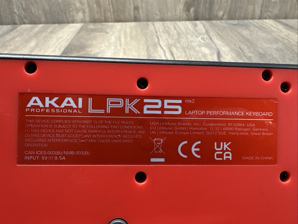 AKAI Professional LPK25 USB-MIDI Controller Laptop Performance Keyboard