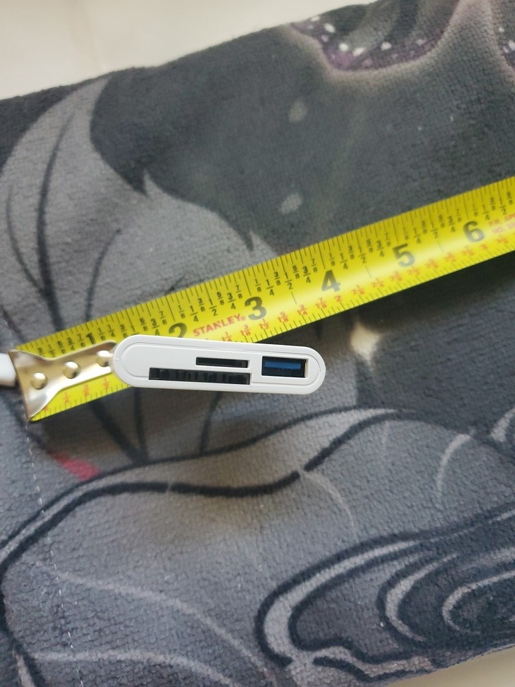 Micros SD Cards Reader