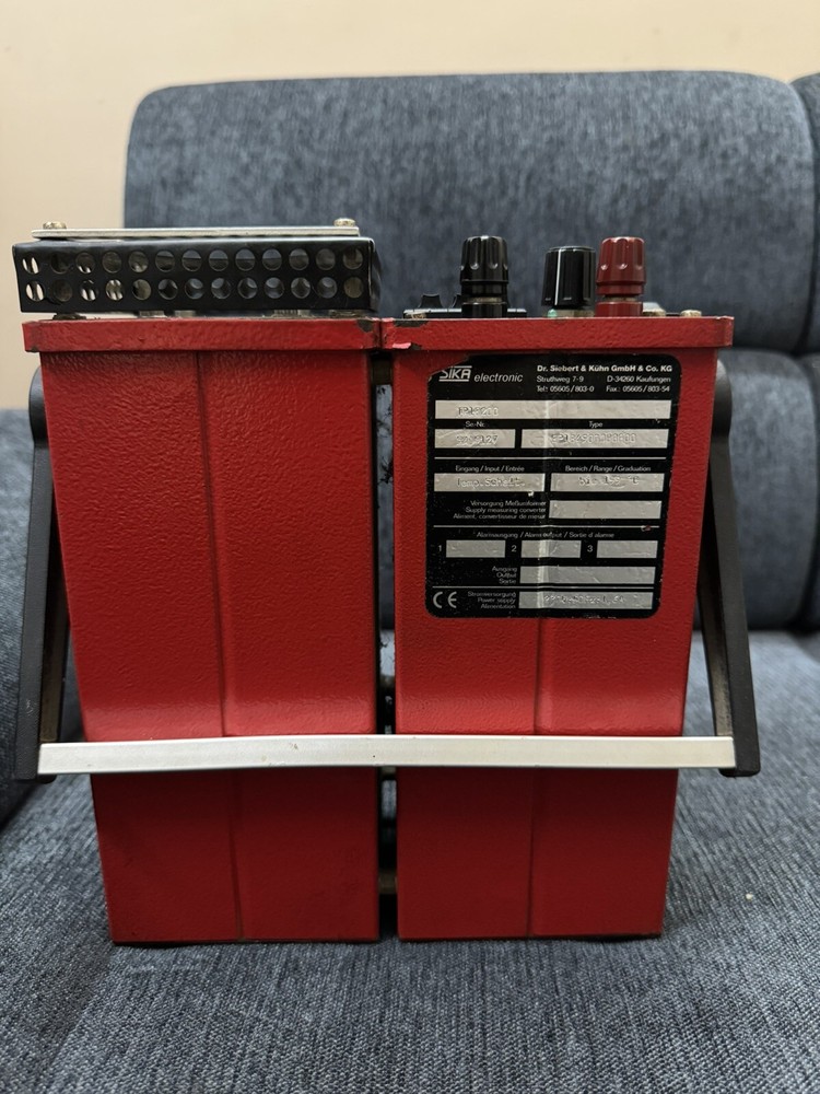 SIKA ELECTRONIC TP18200 TEMPERATURE CALIBRATOR