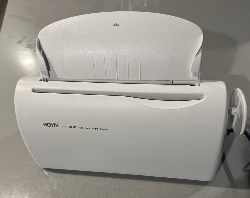 Royal APF300 Automatic 3-Sheet Letter Folder 1500 Sheets Per Hour Tested Clean