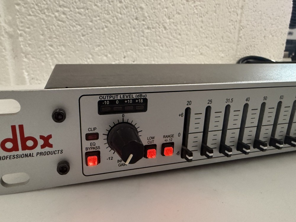 DBX 131s Single Channel 31-Band Graphic Equalizer