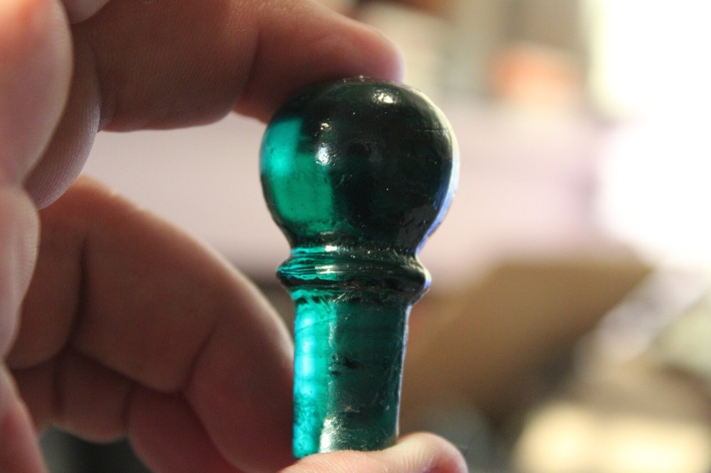 Antique, 2'', Teal, Bottle Stopper, Item # A - 5311