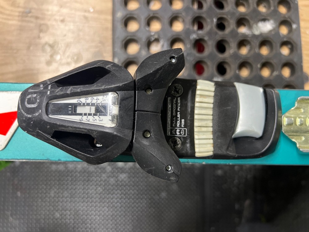 Elan ESP 10 rental system toe and plates.