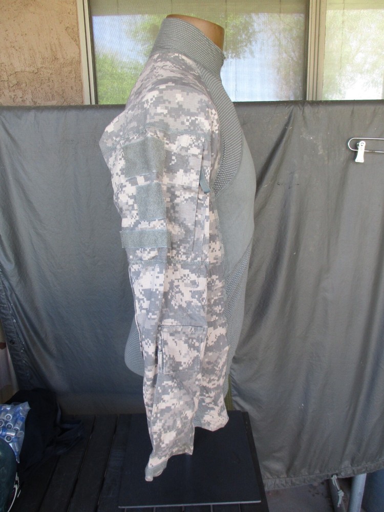 US Army FR Combat Shirt, size XS Extra Small