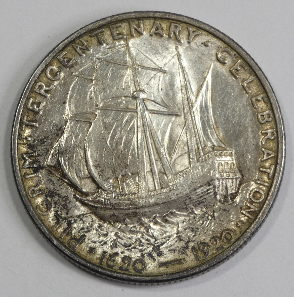 1920 Pilgrim Tercentenary Commemorative Silver Half Dollar ALMOST UNCIRCULATED