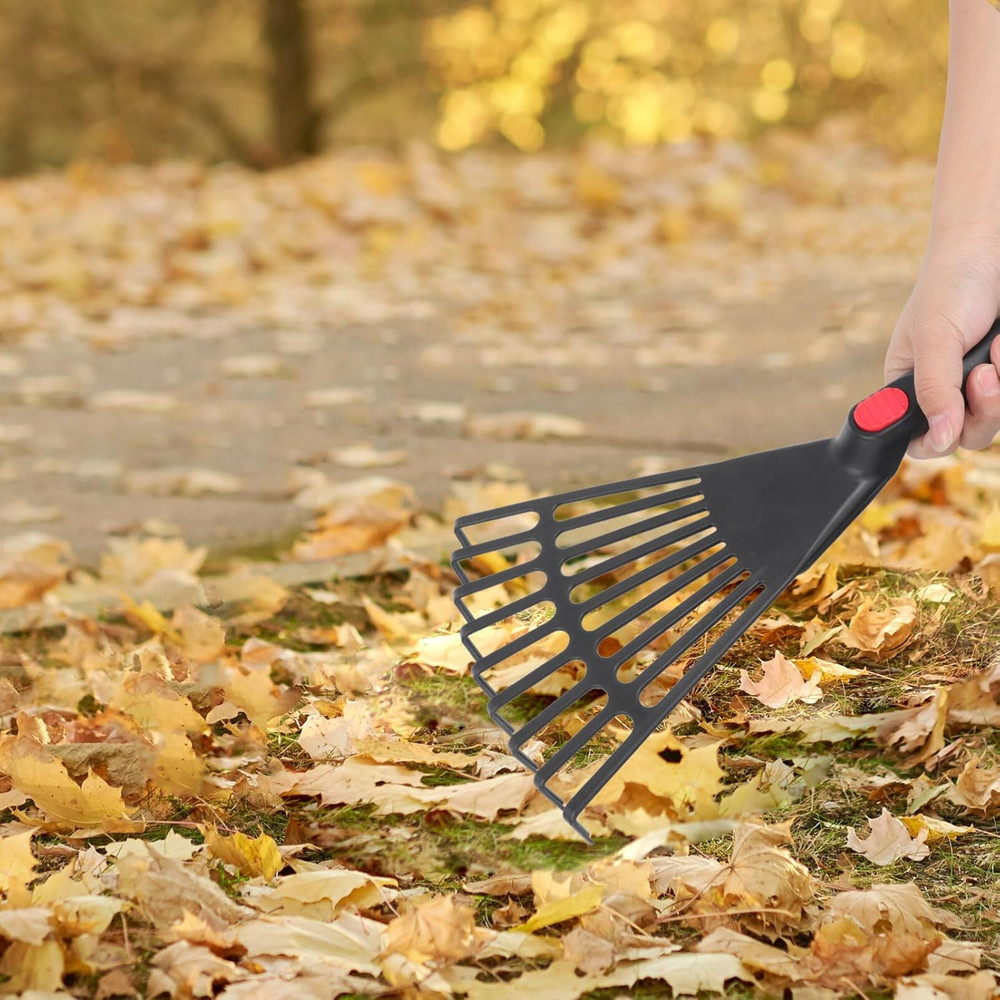2PCS Plastic Garden Pitchfork Rakes Leaf Grabber Claws Lawn Leaf Rake Practical