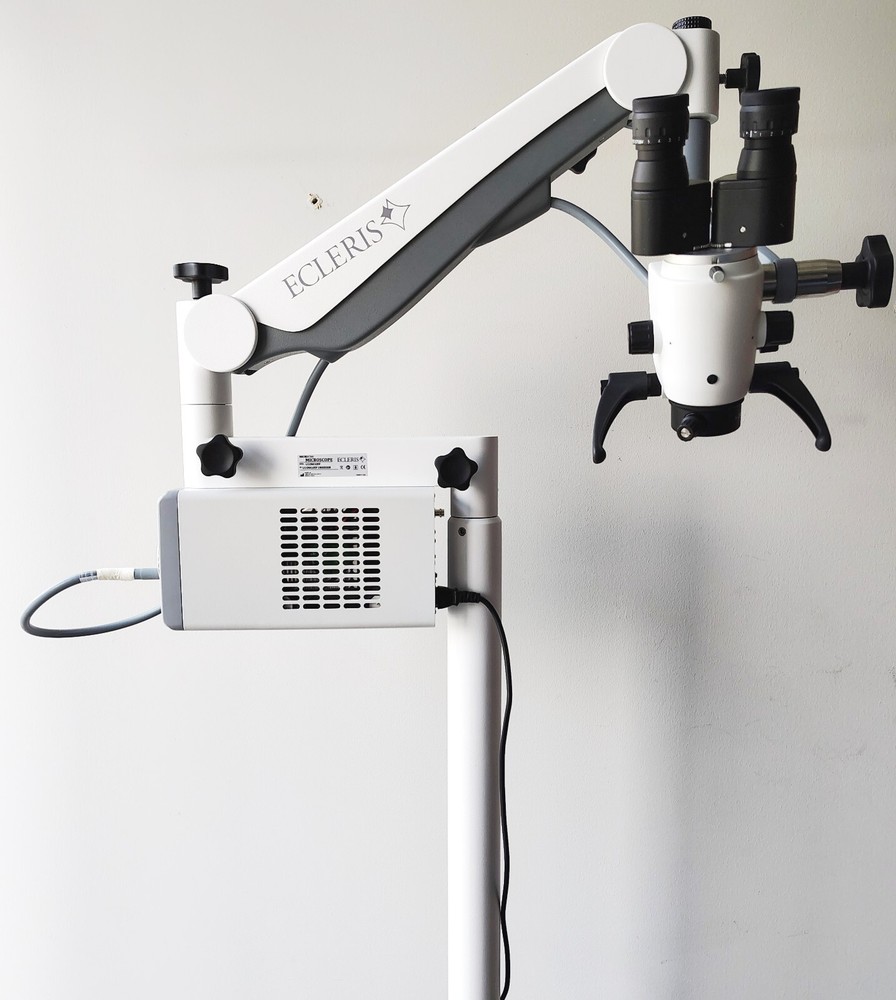 Ecleris Microstar Microscope U10M100F with Ecleris Everlux Light Source