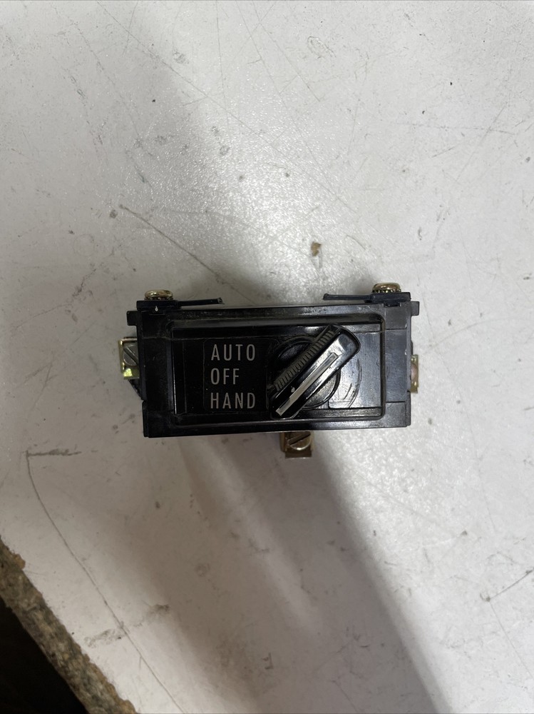 Square D Class 9999 Types SC-2 Selector Switch